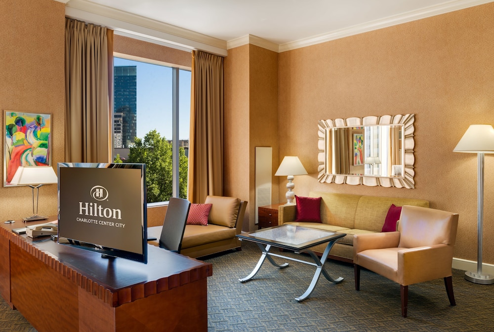 Hilton Charlotte Uptown (ex Hilton Charlotte Center City) 43/82