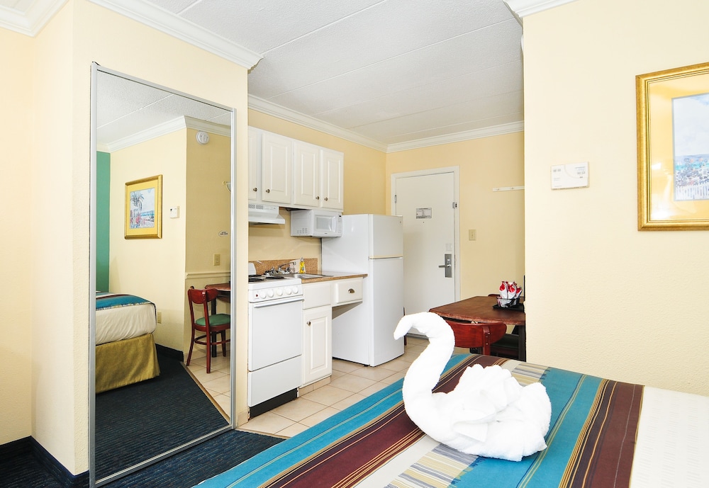 The Sandbar Hotel Myrtle Beach, Trademark Collection by Wyndham 57/80