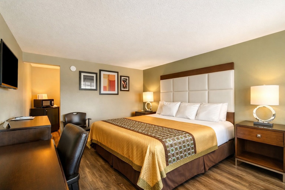 Deluxe Inn & Suites By OYO Miami OK 17/51