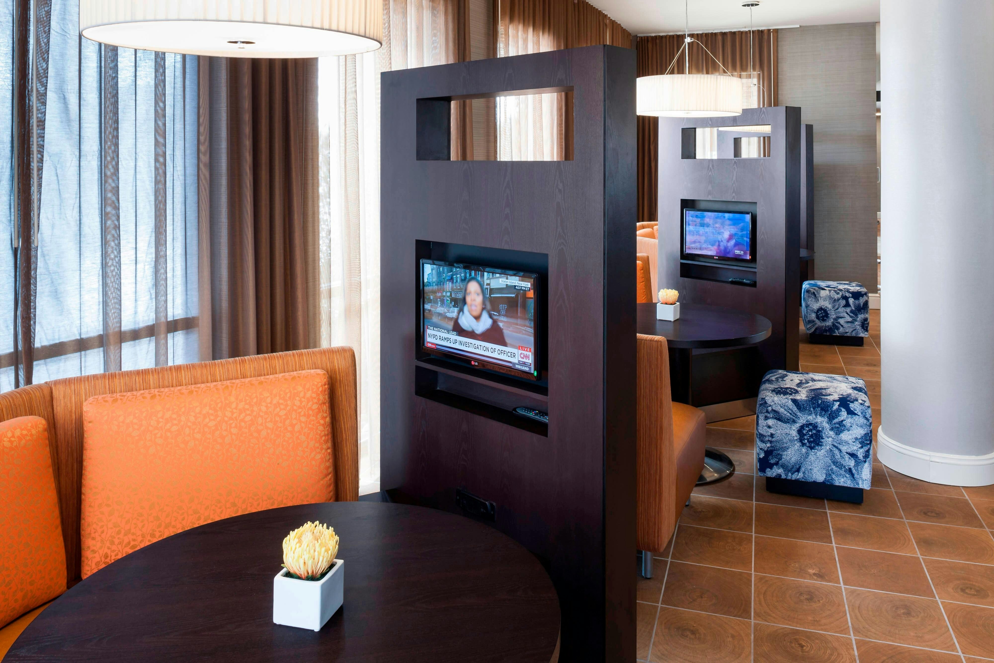 Courtyard by Marriott Houston North/Shenandoah 7/14