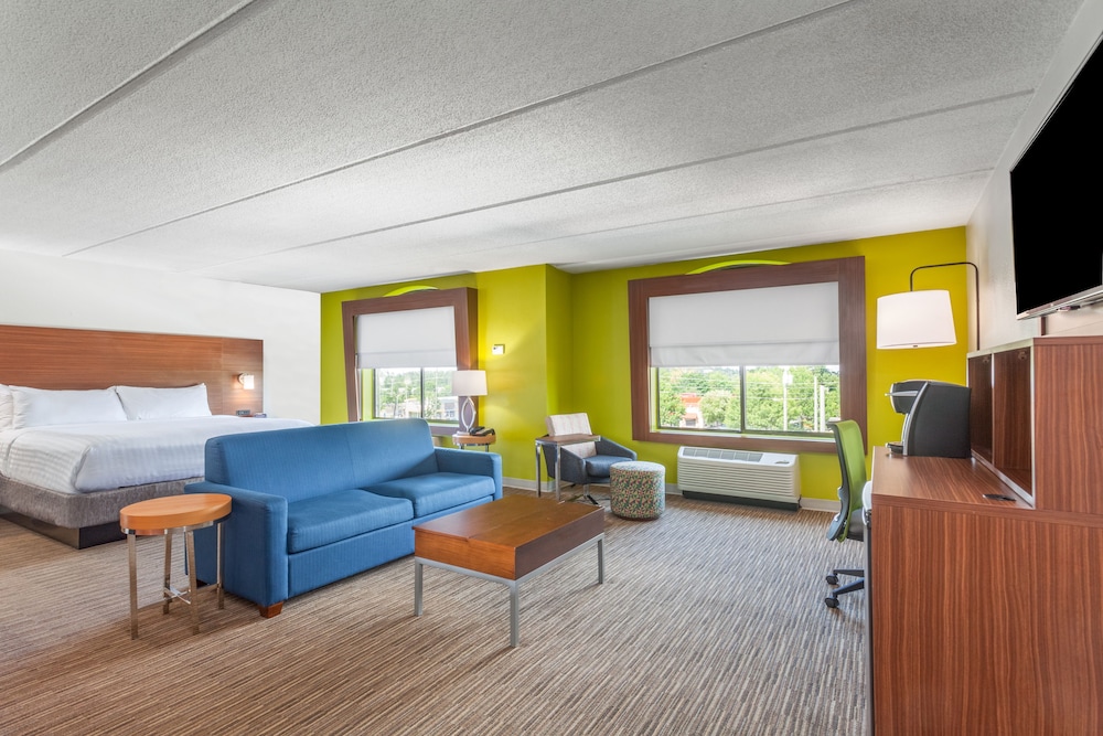 Holiday Inn Express Suites Augusta West Ft Gordon Area 46/69