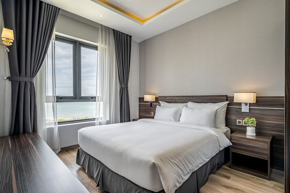 The Cap Hotel Vung Tau 10/50