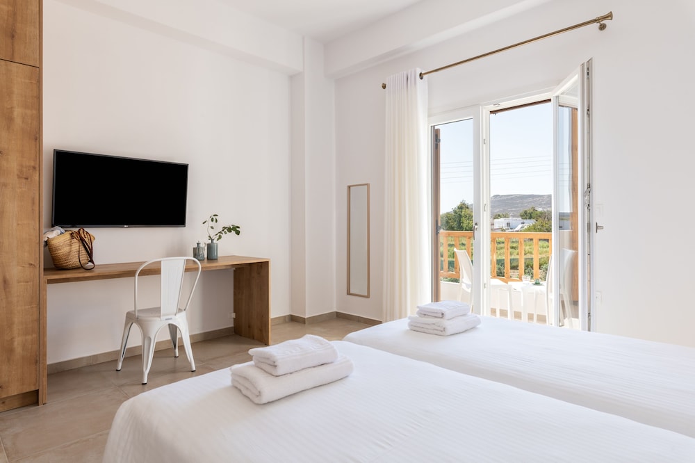 Mykonaki Hotel 9/36