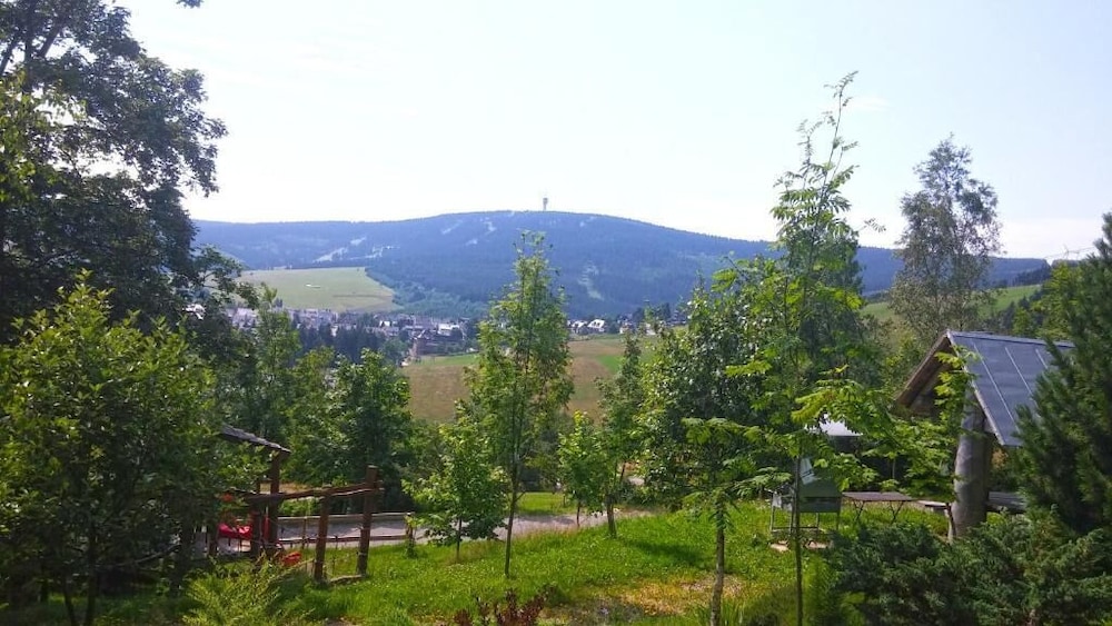 PANORAMA HOTEL OBERWIESENTHAL 38/41