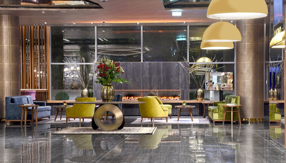 Maestral Resort & Casino 28/50
