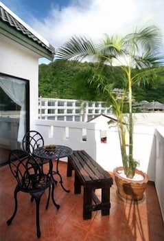 Baan Suay Hotel 38/40