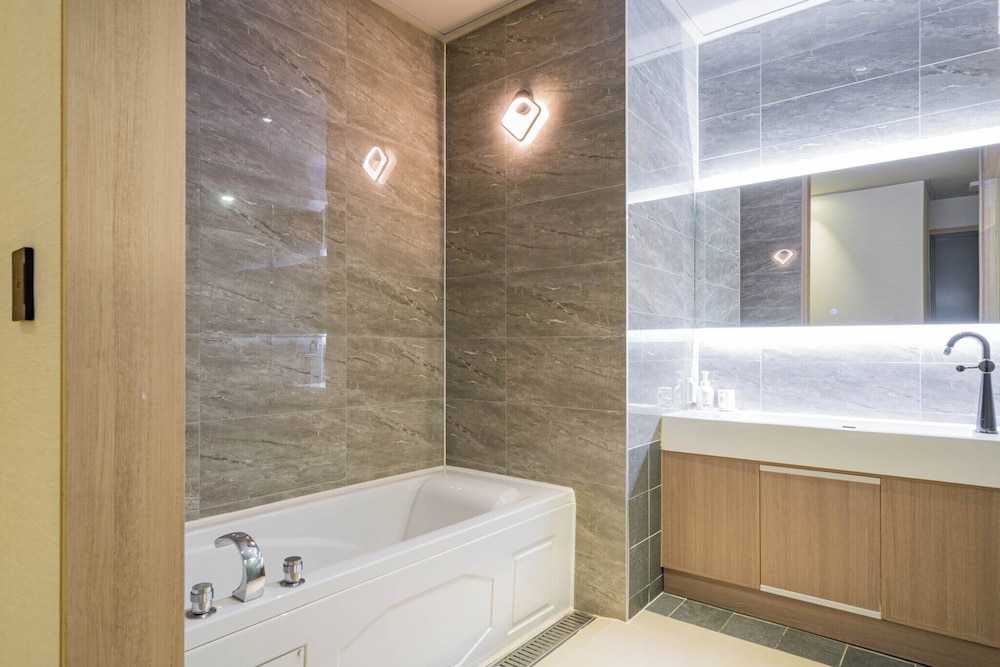 Yeosu Stay Hotel 46/53