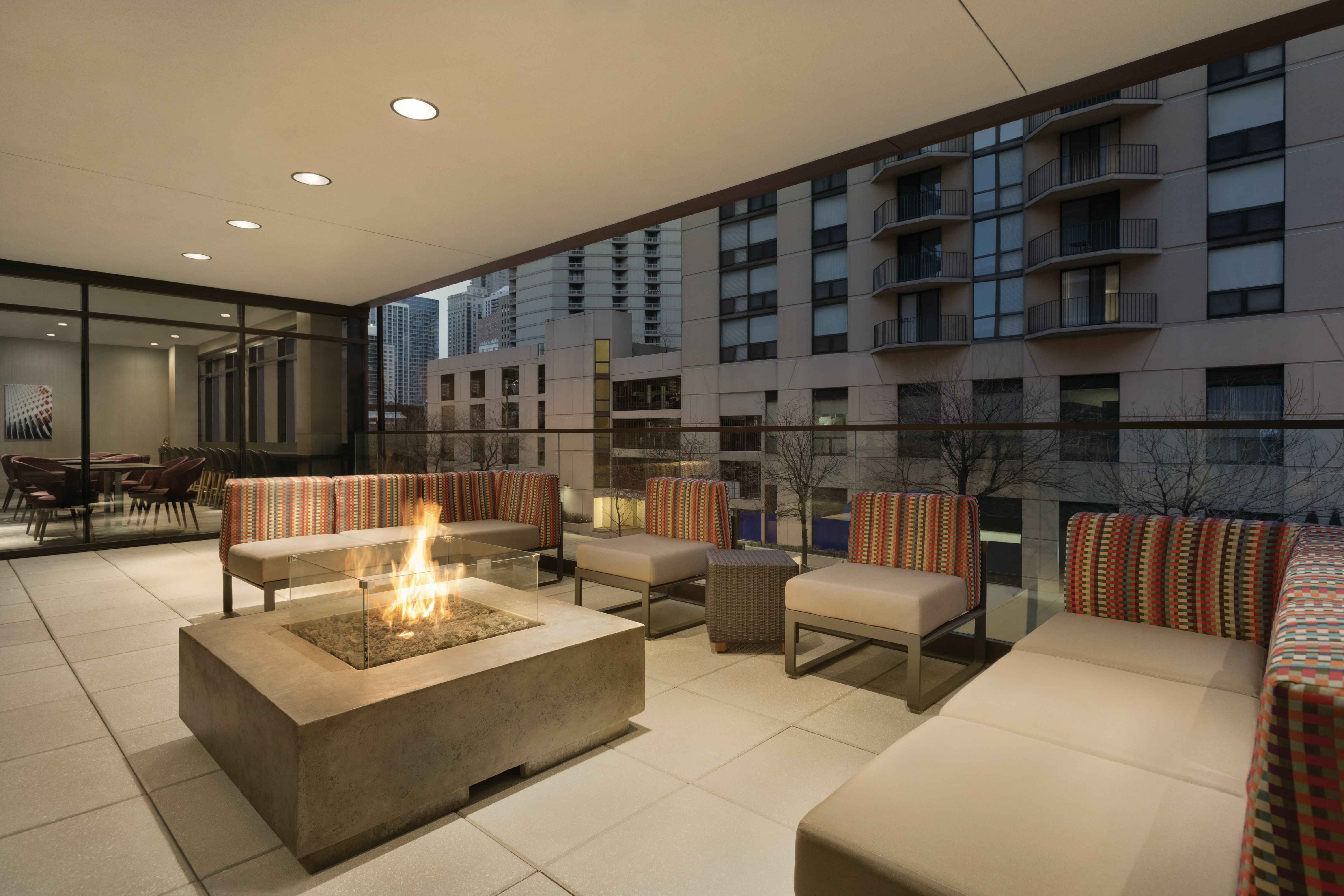 Home2 Suites By Hilton Chicago River North 28/55