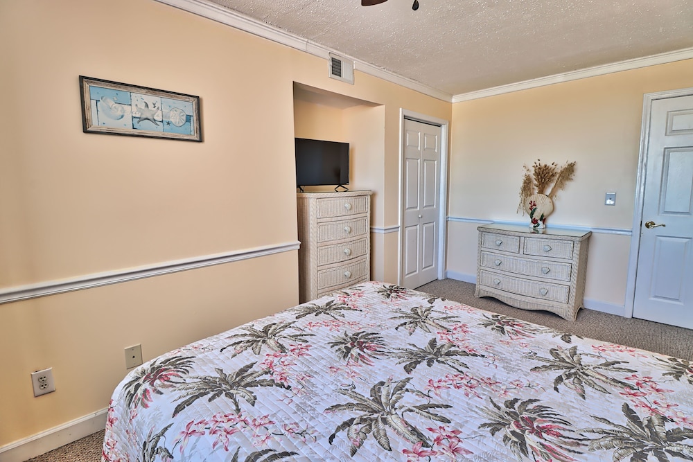 The Palms by Suite at the Beach 14/50