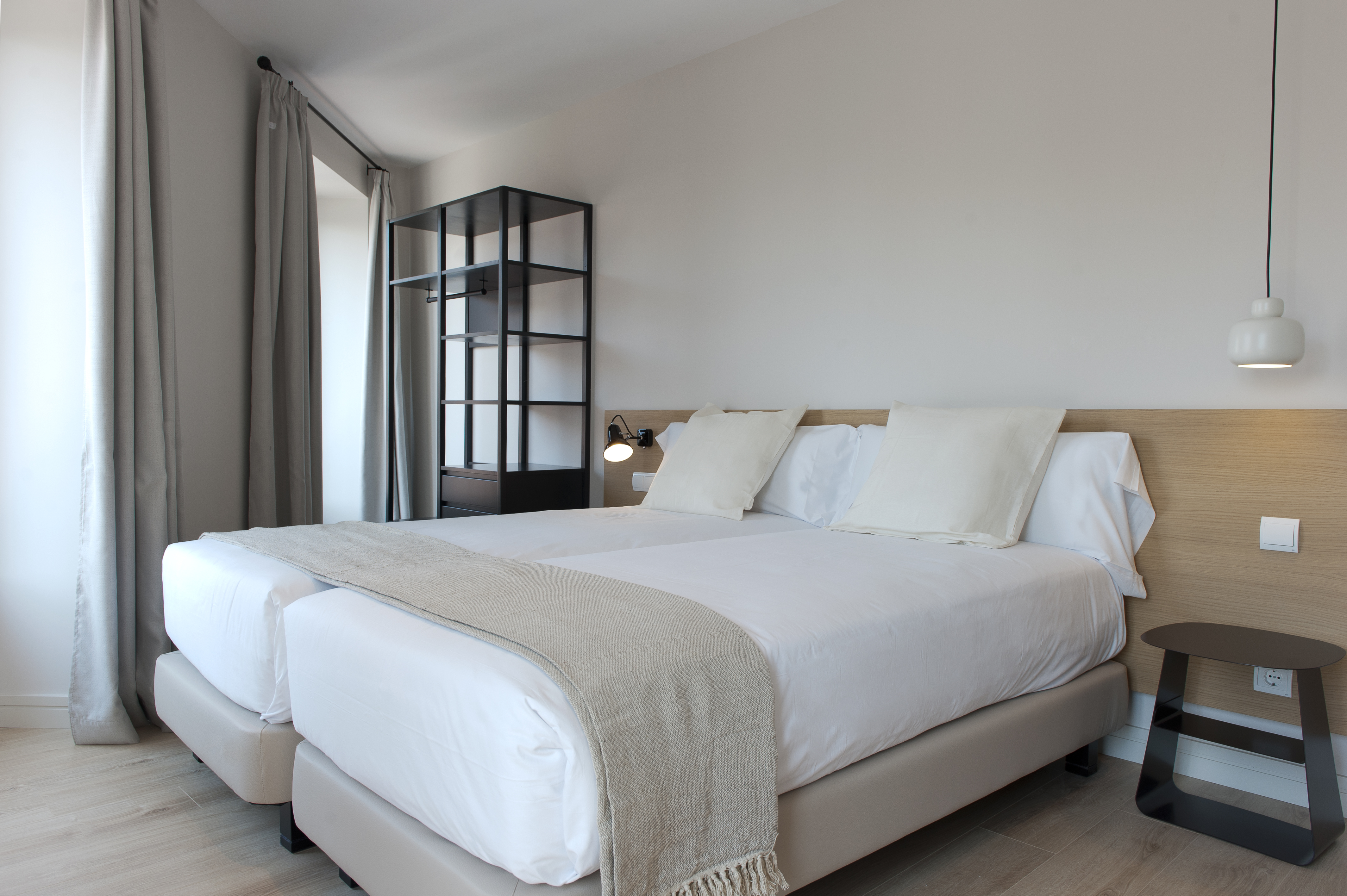 2 Bedrooms, Apartment, 2 Bathrooms