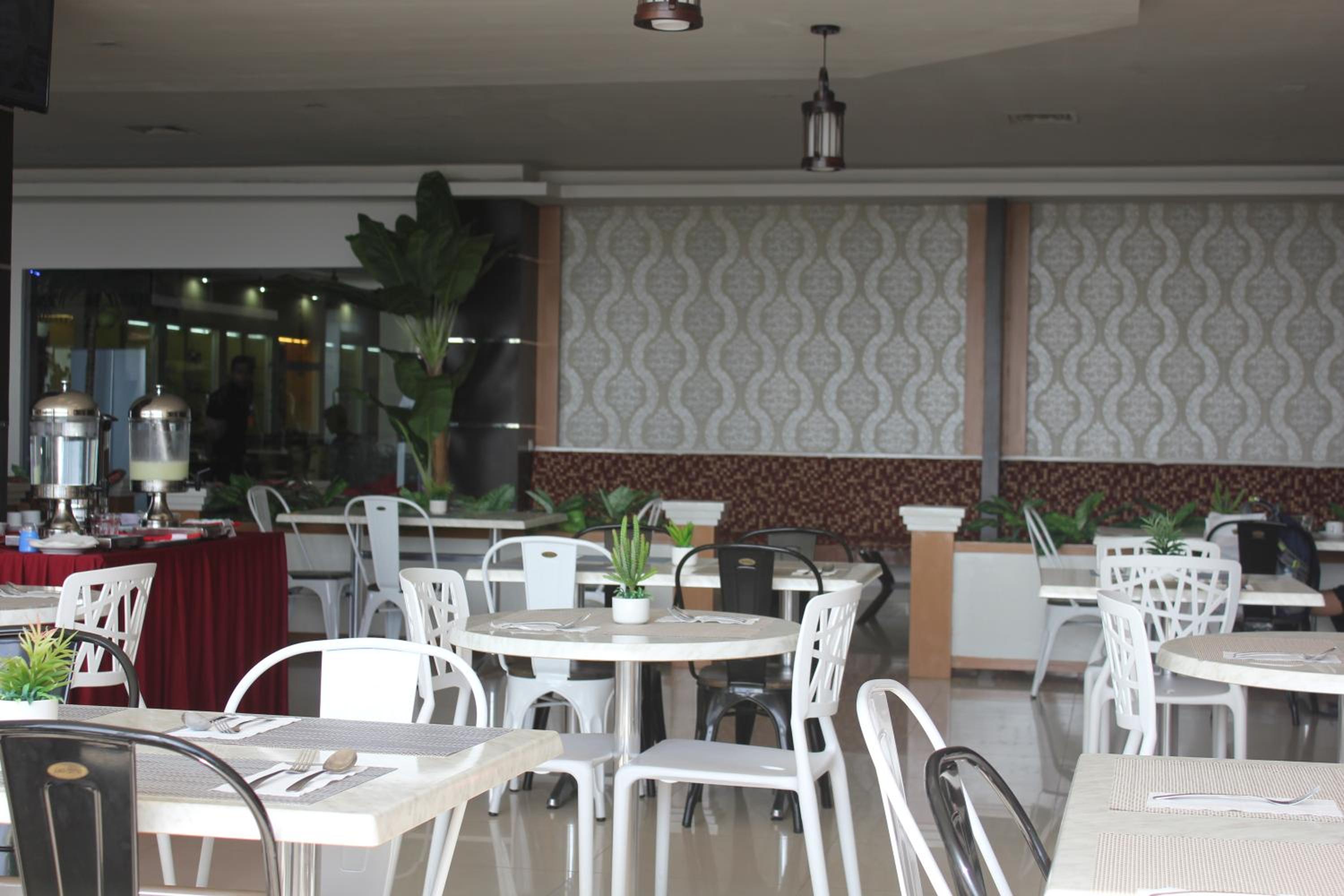 Muara Hotel and Mall Ternate 30/50