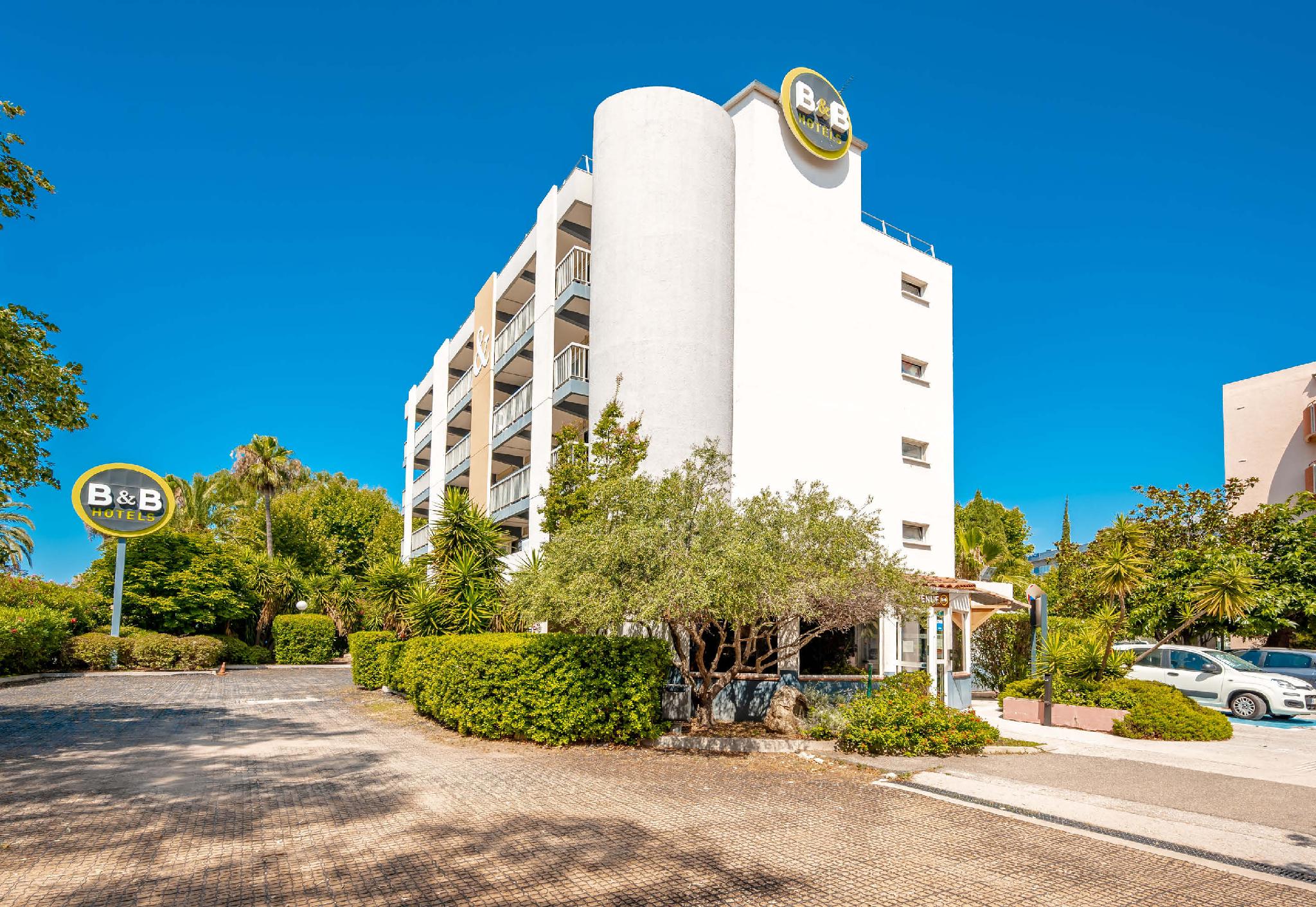 B&B Hotel Hyeres in HYERES