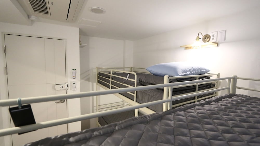 Blueboat Hostel Myeongdong 5/40