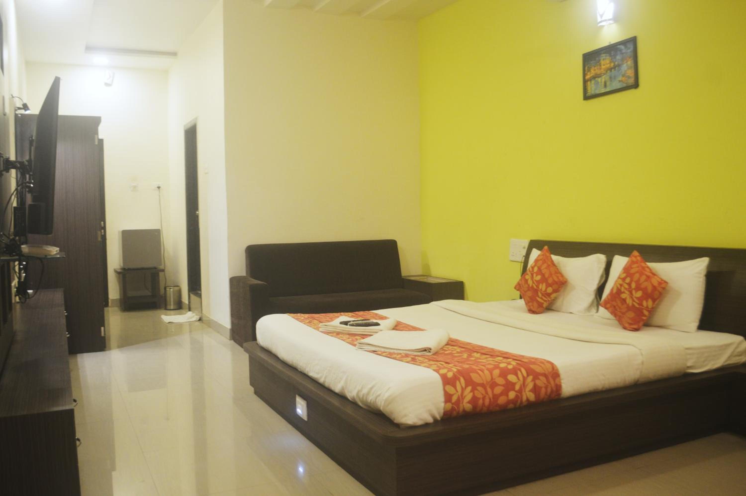 Hotel Sunrise N Resorts 12/50