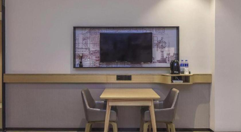 City Comfort Inn (Dongguan Gaobu Avenue) 49/54