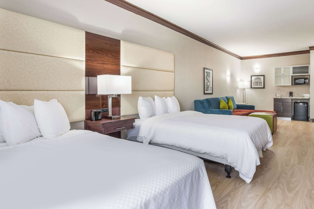 The Leo Collection Detroit, an Ascend Collection Hotel 12/50
