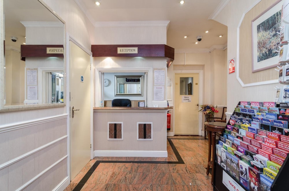 Hotel Earls Court 3/50