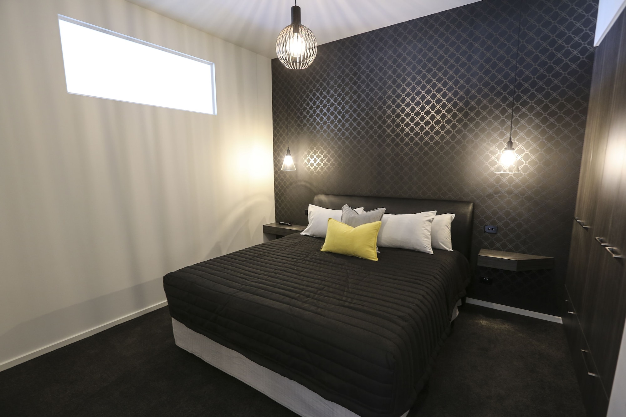PREMIUM, APARTMENT, KING BED