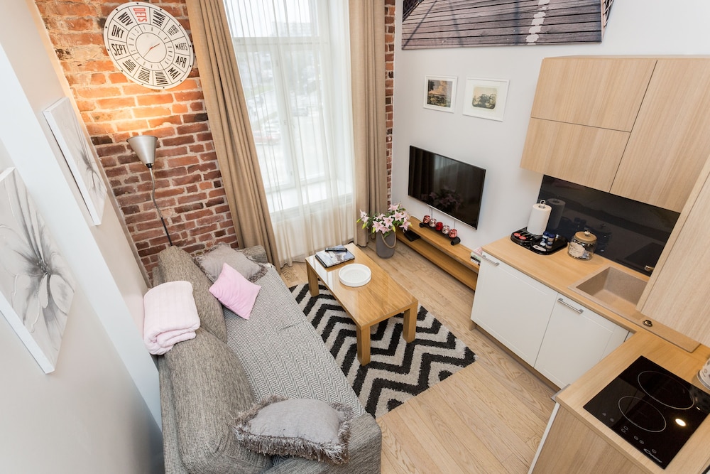 Angleterre Apartments 41/50