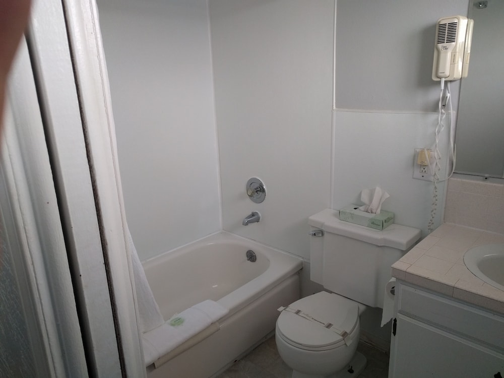Ocean Shores Inn Suites 49/49