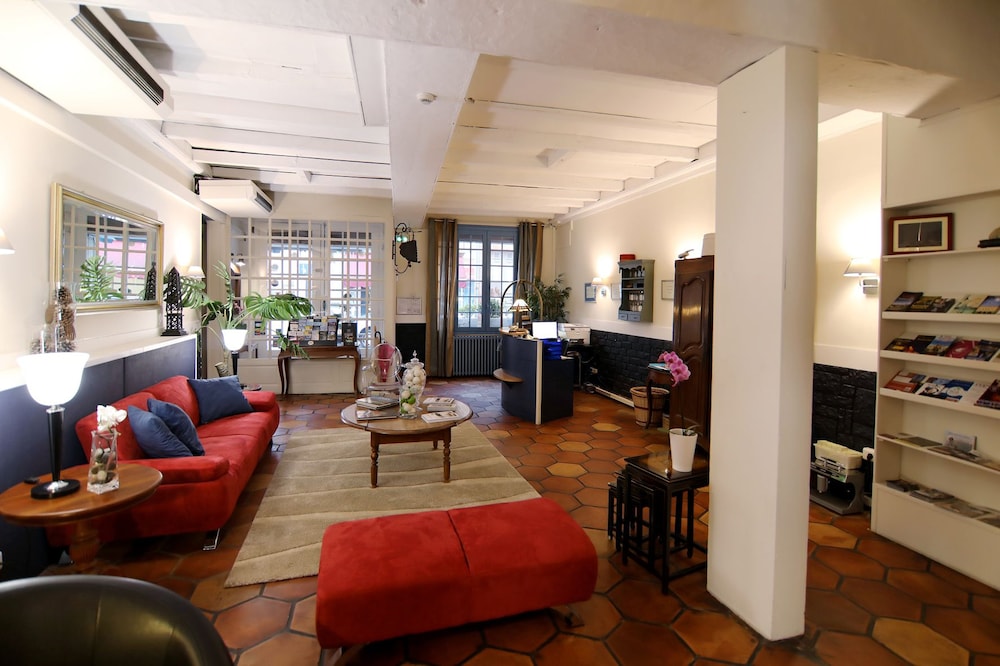 HOTEL LES PASTELIERS 45/65
