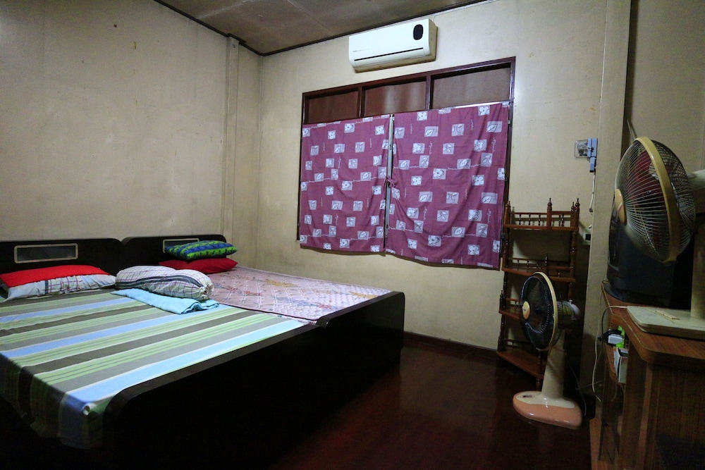 Anurak Guesthouse 13/39