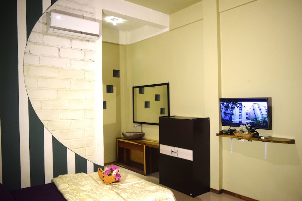 Panda Hostel 10/50