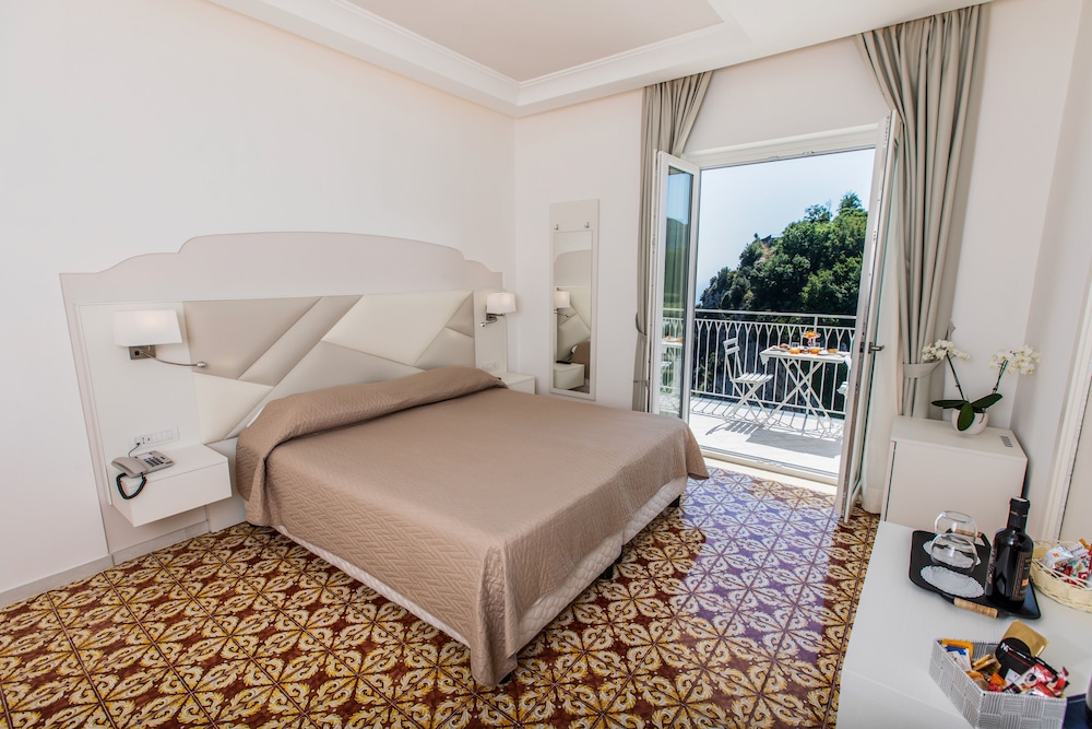 Hotel Le Rocce 17/50