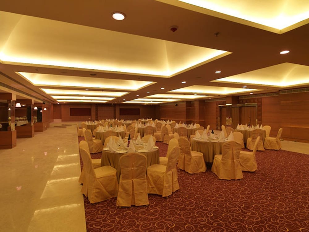 Royal Orchid Central Shimoga 39/52