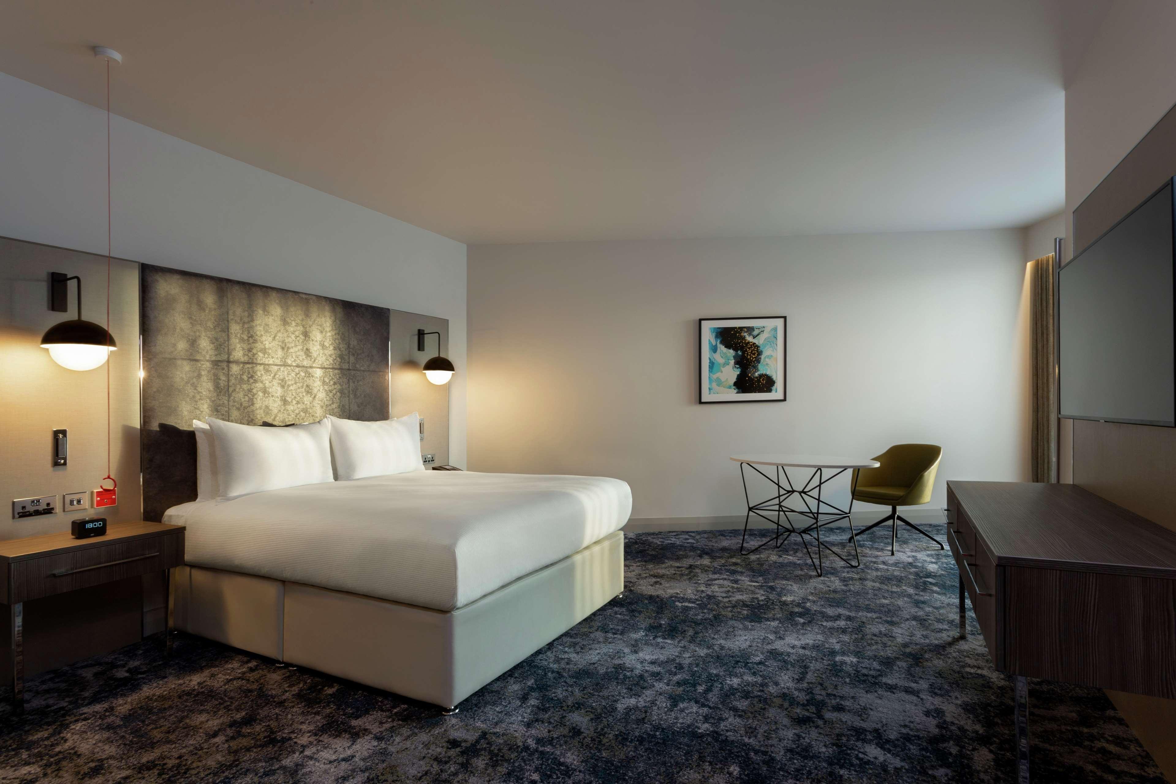 GUEST ROOM, QUEEN BED, ACCESSIBLE