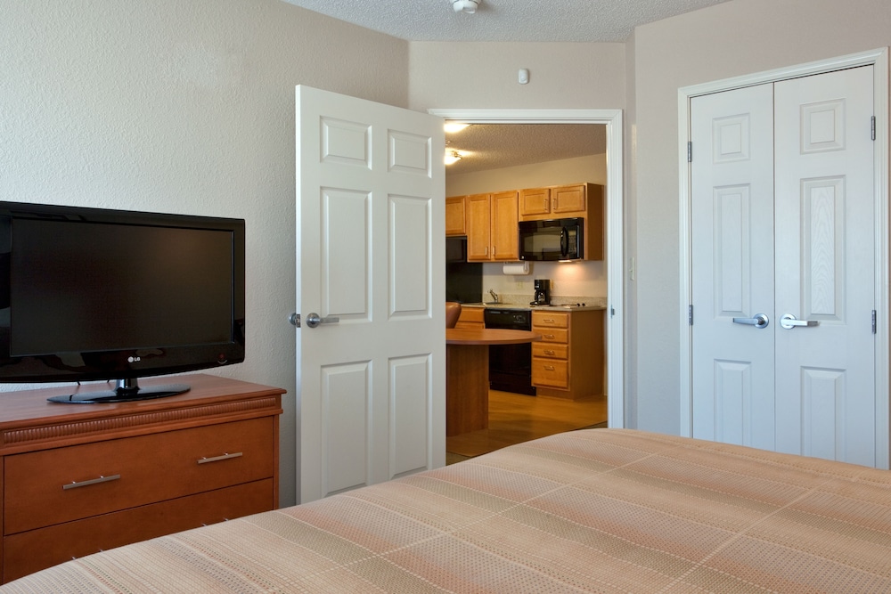Candlewood Suites Nogales 23/64