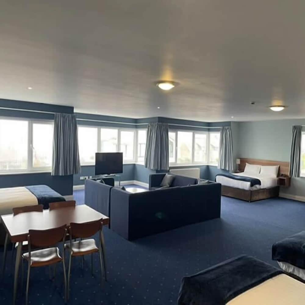 Inn On The Coast 39/61