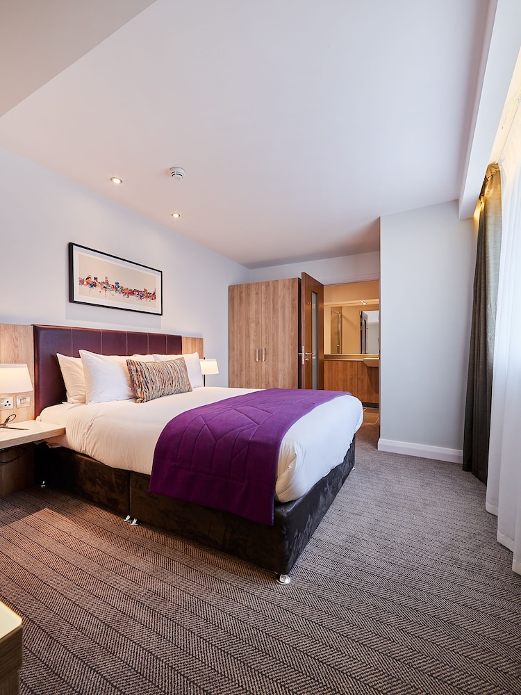 STANDARD, DOUBLE BED