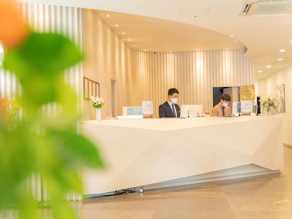 Hotel Bridge Seogwipo 6/50