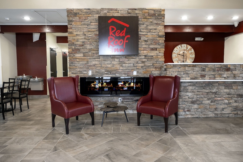 Red Roof Inn Lumberton 24/28