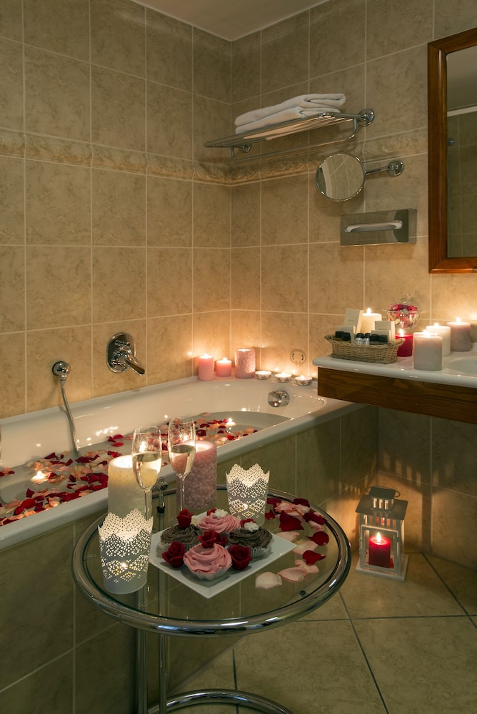 Boutique Hotel Constans 50/50