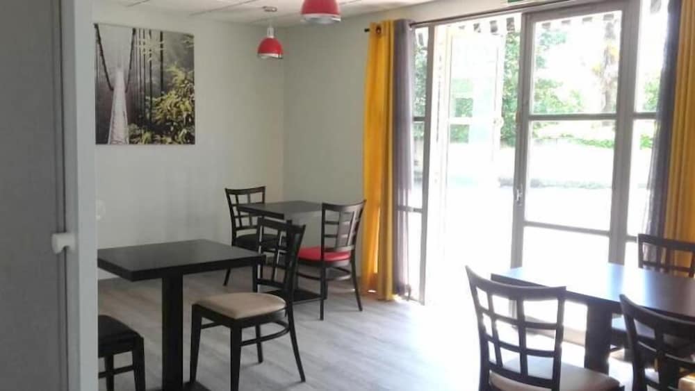 Premiere Classe Rennes Ouest Le Rheu 21/26