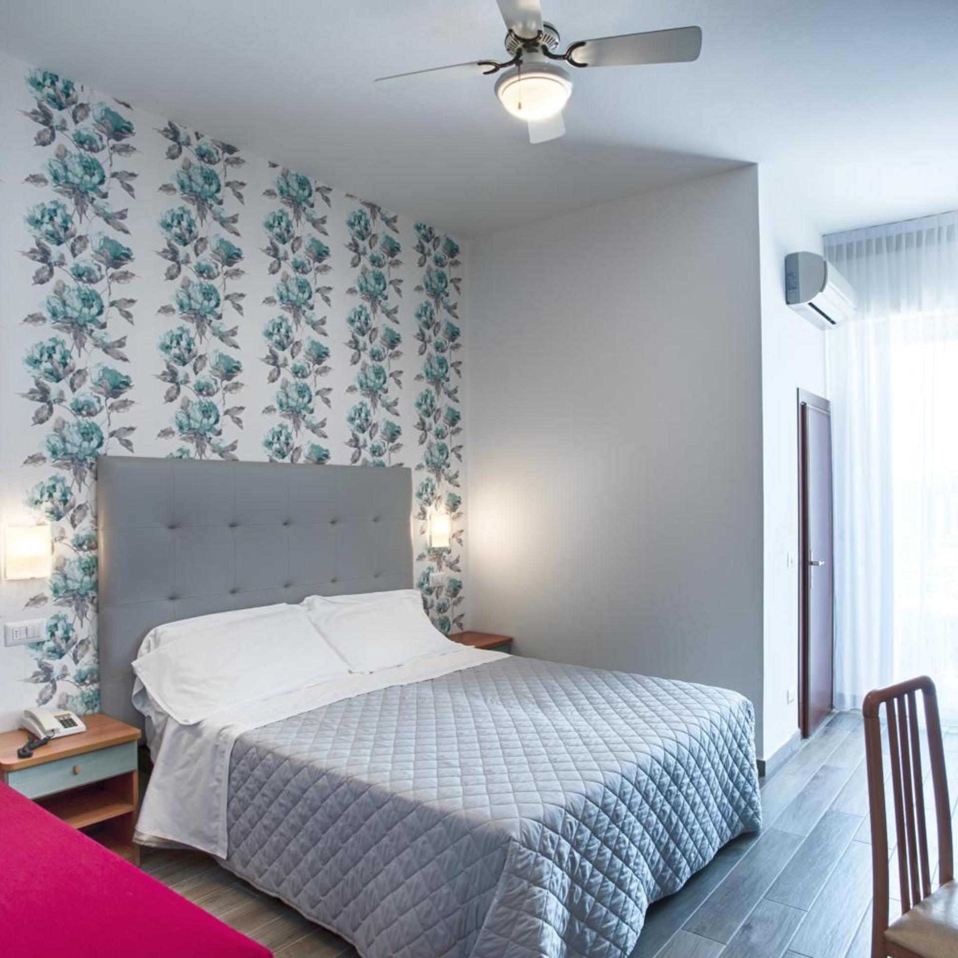 Comfort, Double or Twin Bed