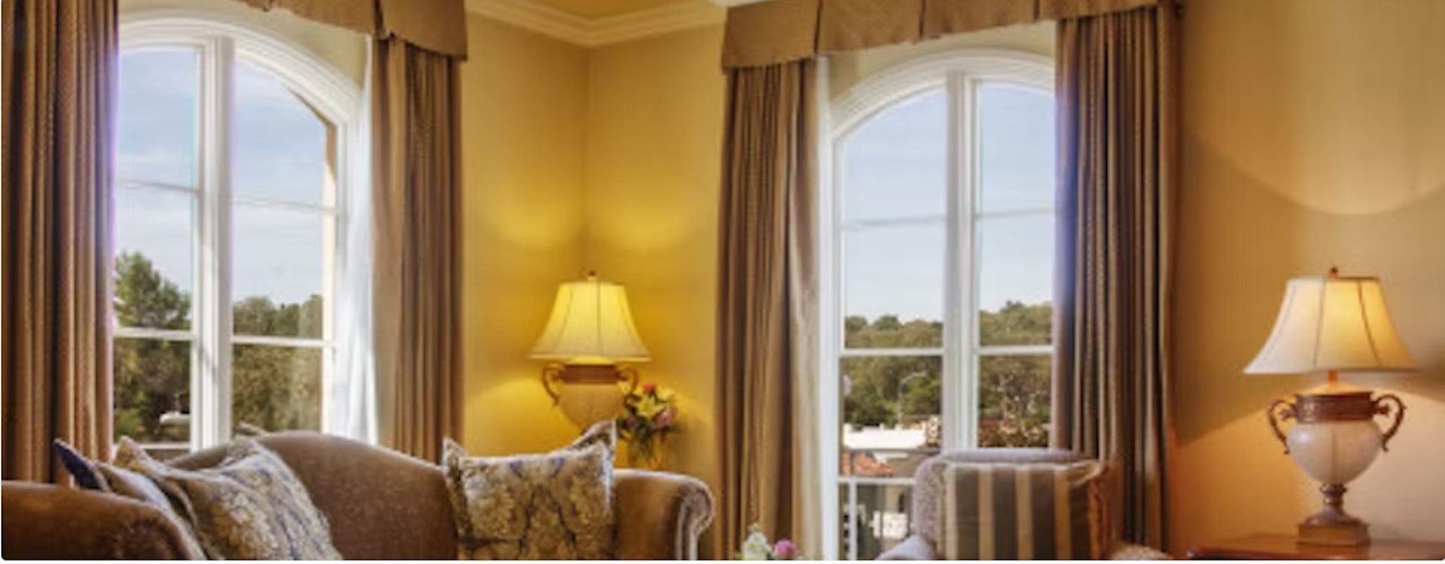Carlton Hotel 30/60