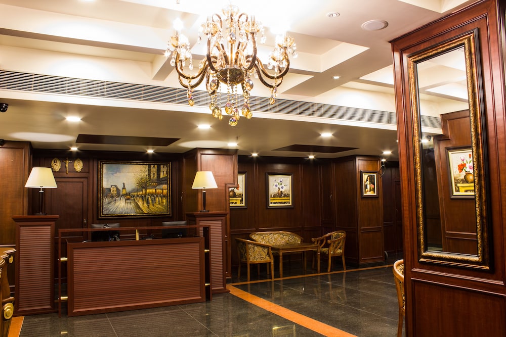 Seasons Hotels & Resorts 10/50