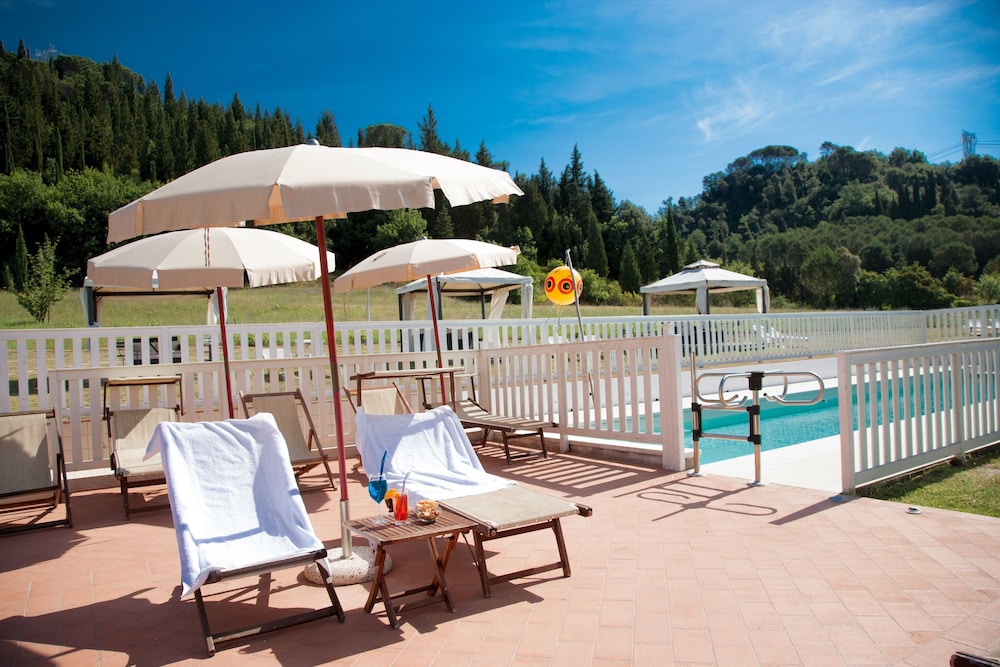 Country Hotel Borgo Santippolito 58/70