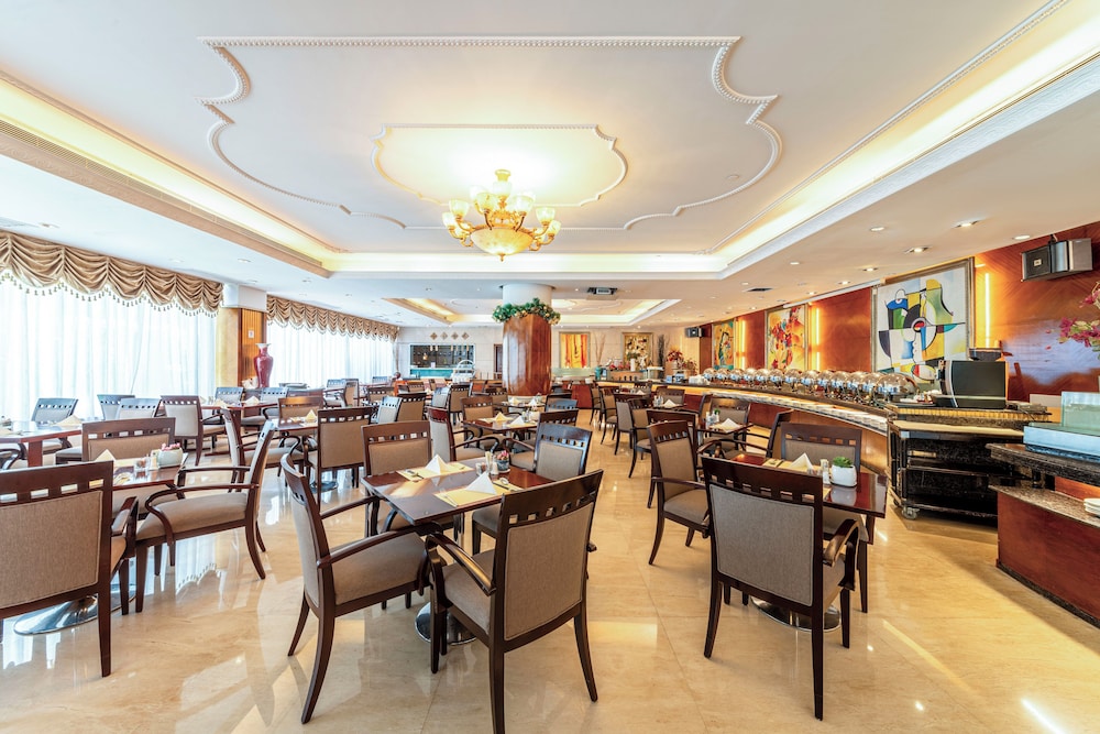 GRAND INTERNATIONAL HOTEL 30/46