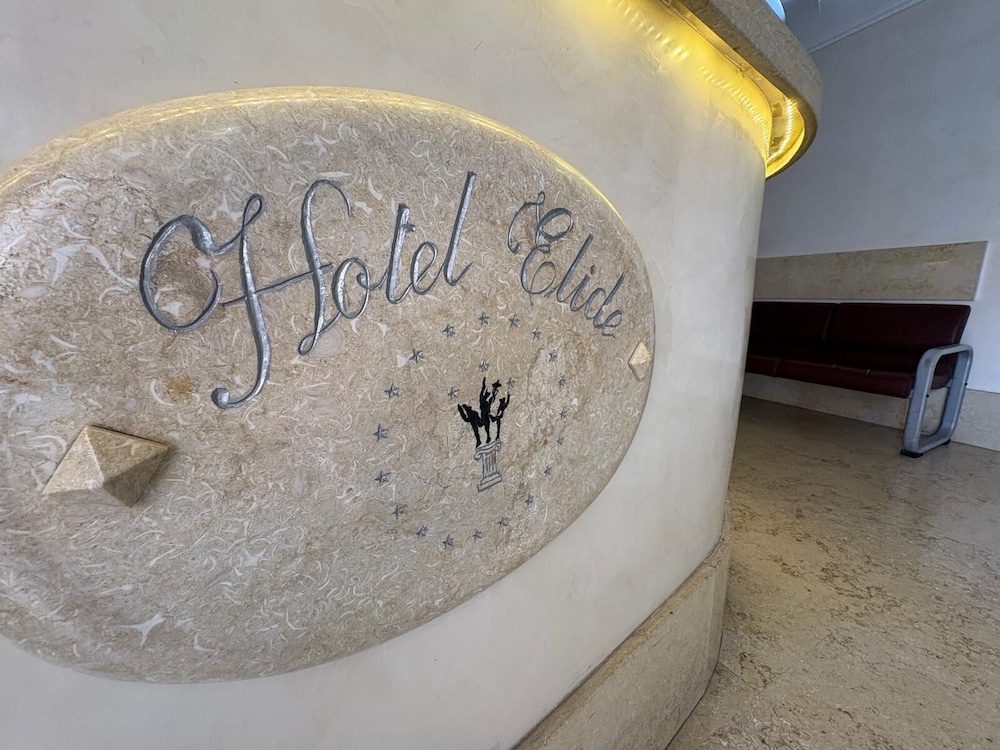 Elide Hotel photo2