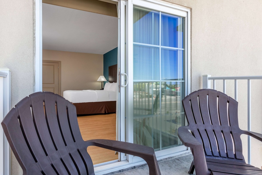 La Quinta Inn And Suites By Wyndham Ocean City 24/49