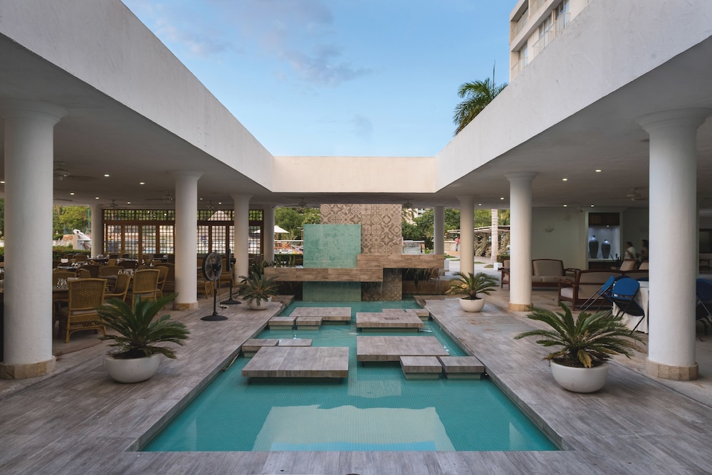 Hotel Tamaca Beach Resort 31/51