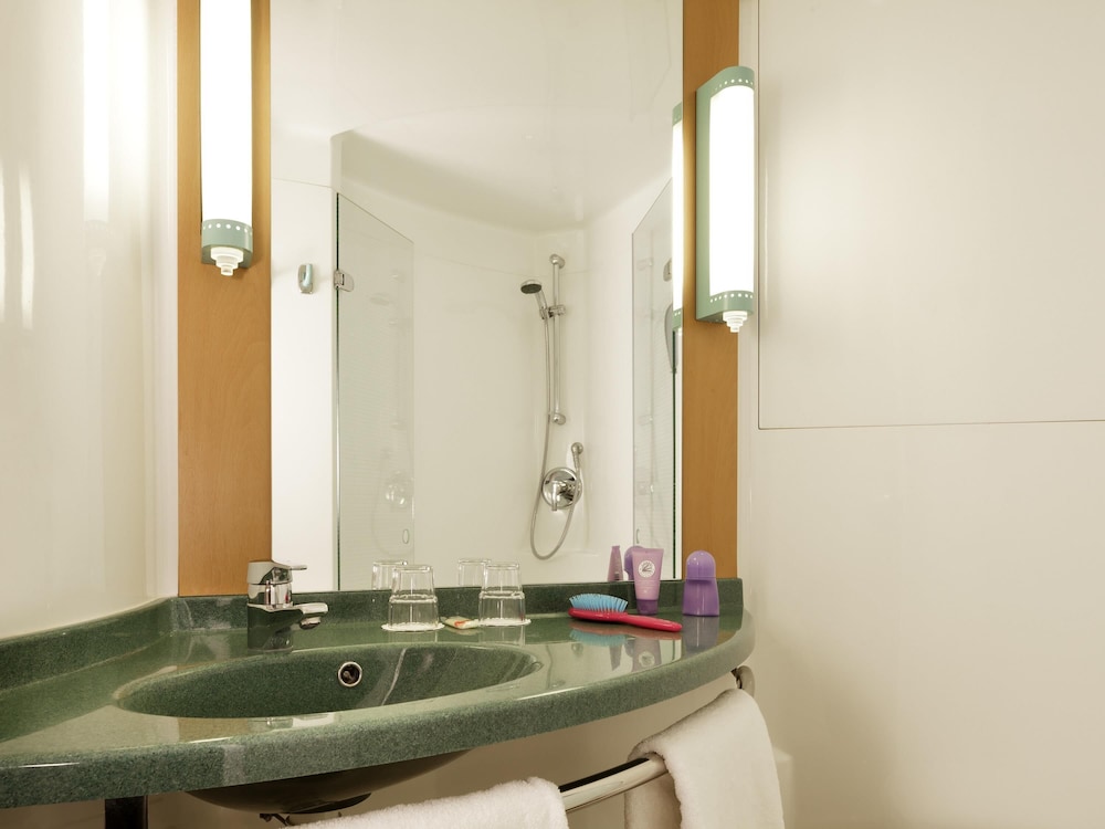 Ibis Milano Malpensa Aeroporto 68/69