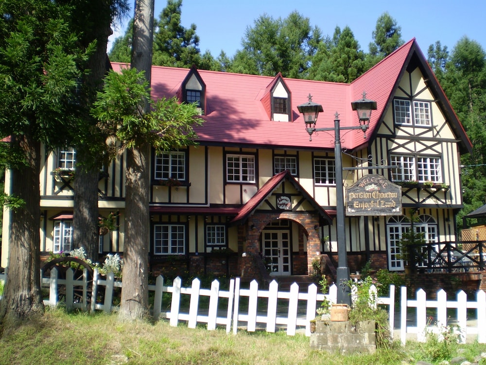 Pension Chauchau 1/16