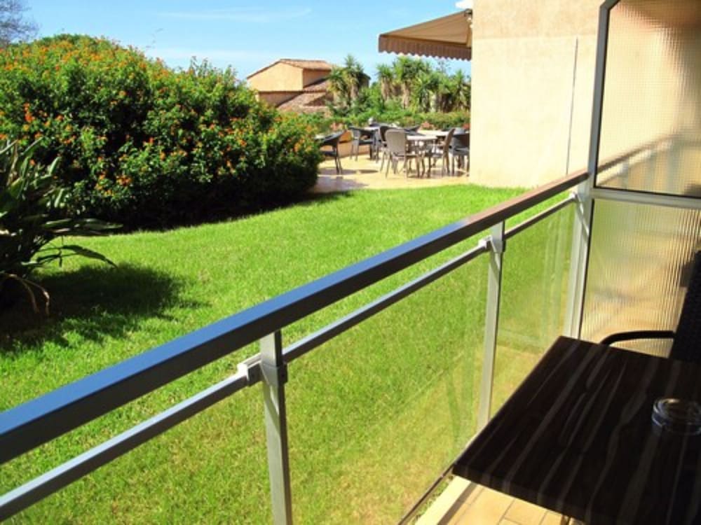Hotel La Pinede 35/72