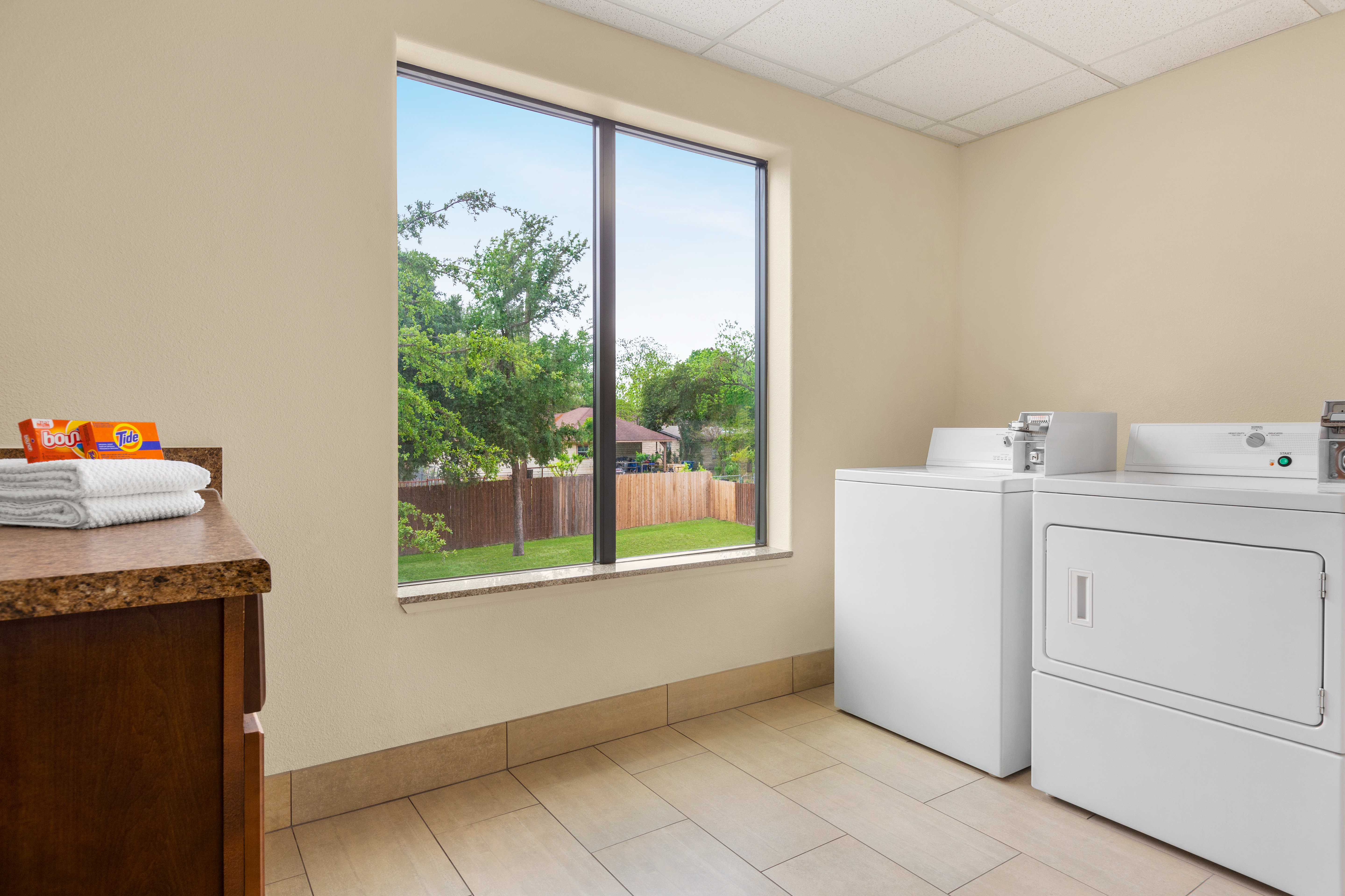 Holiday Inn Express Hotel Suites San Antonio Nw Medical Area 7/26
