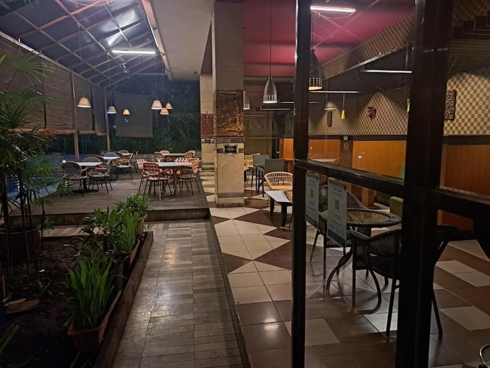 BALI WORLD HOTEL 31/46